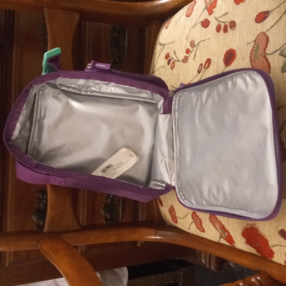 Thermos Lunch Box - Picture 4 of 4